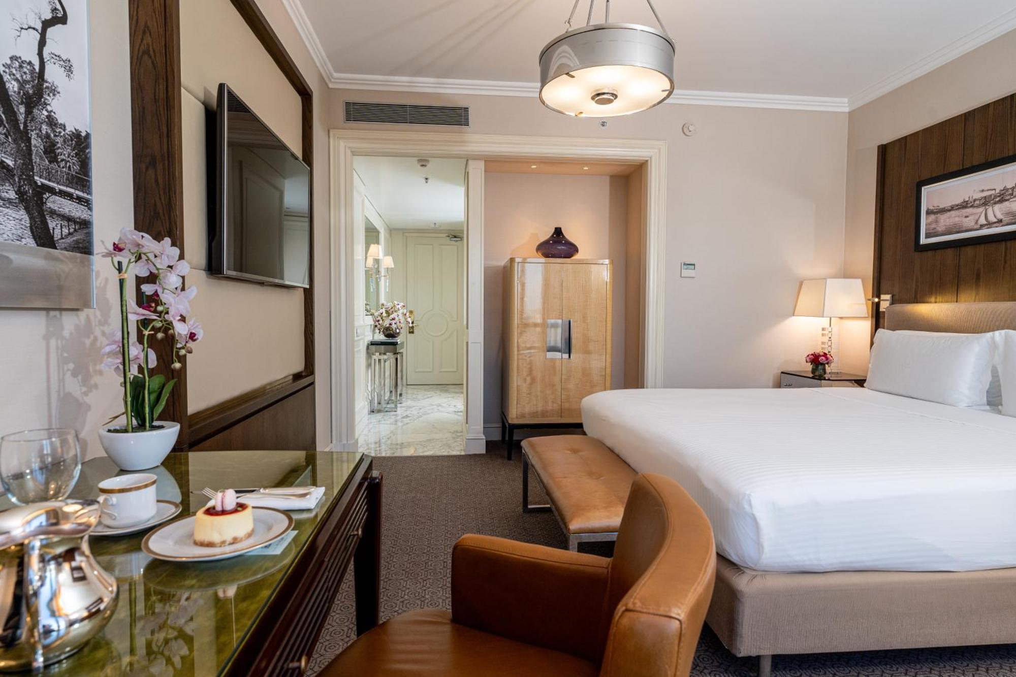 Alvear Icon Hotel 부에노스아이레스 외부 사진 A room at the hotel