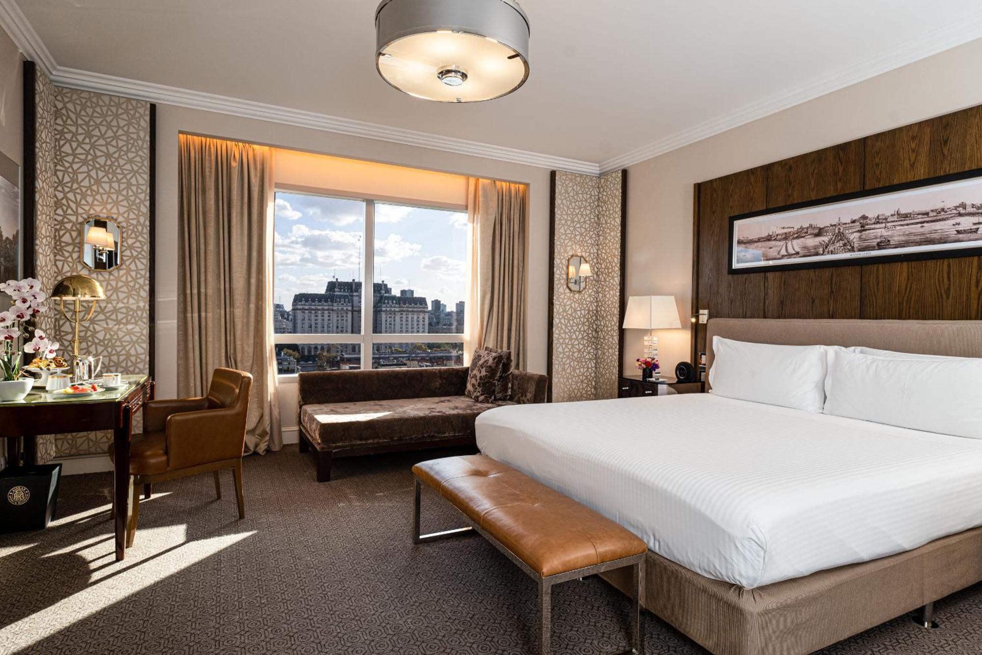 Alvear Icon Hotel 부에노스아이레스 외부 사진 A room at the InterContinental London The O2
